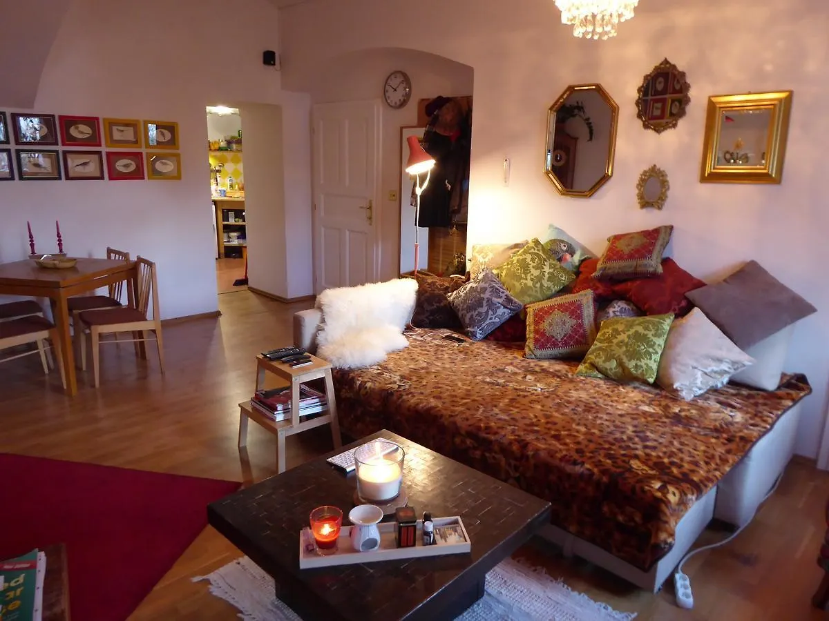 Victoria Design Stays - Apartment Rehorova Prague Czech Republic