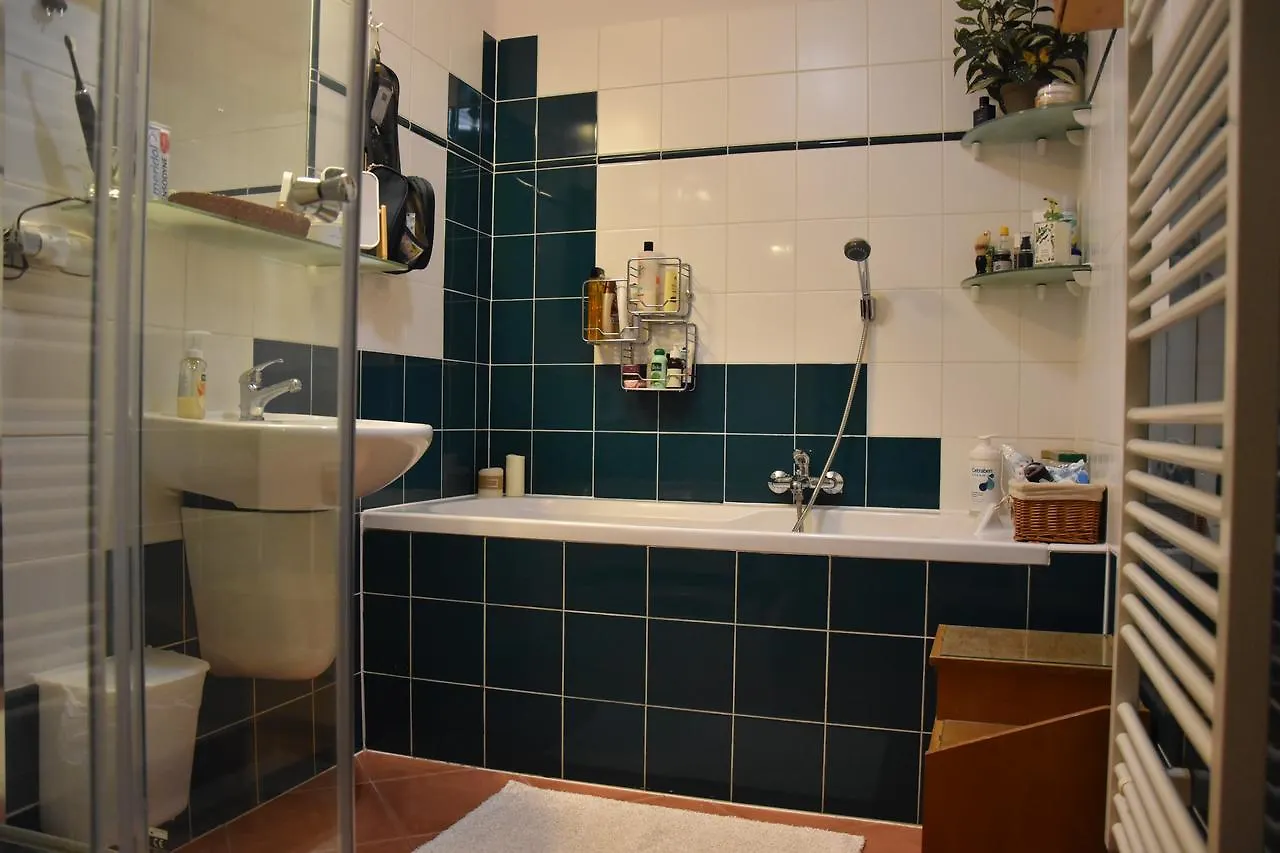 Victoria Design Stays - Apartment Rehorova Prague