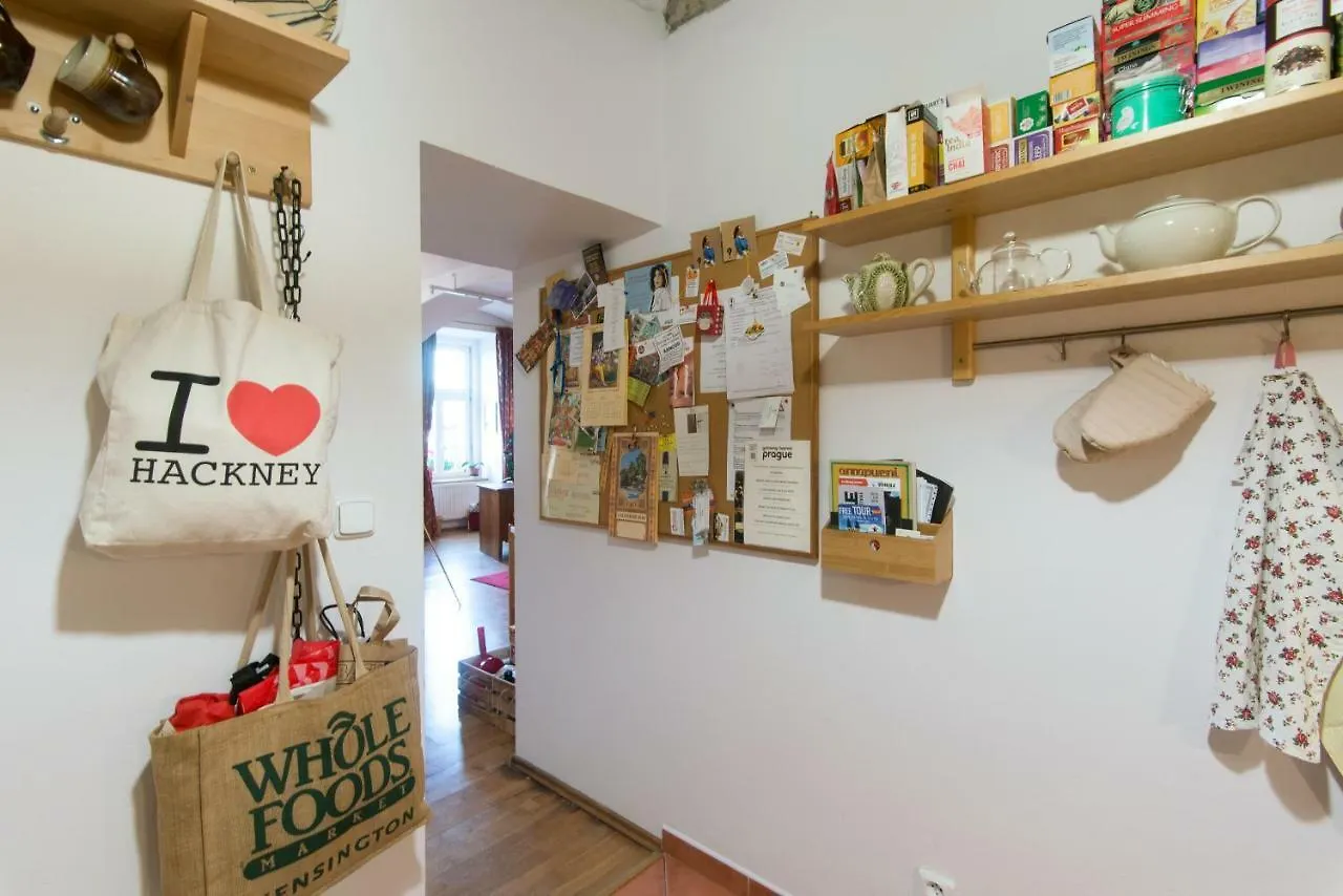 Victoria Design Stays - Apartment Rehorova Prague