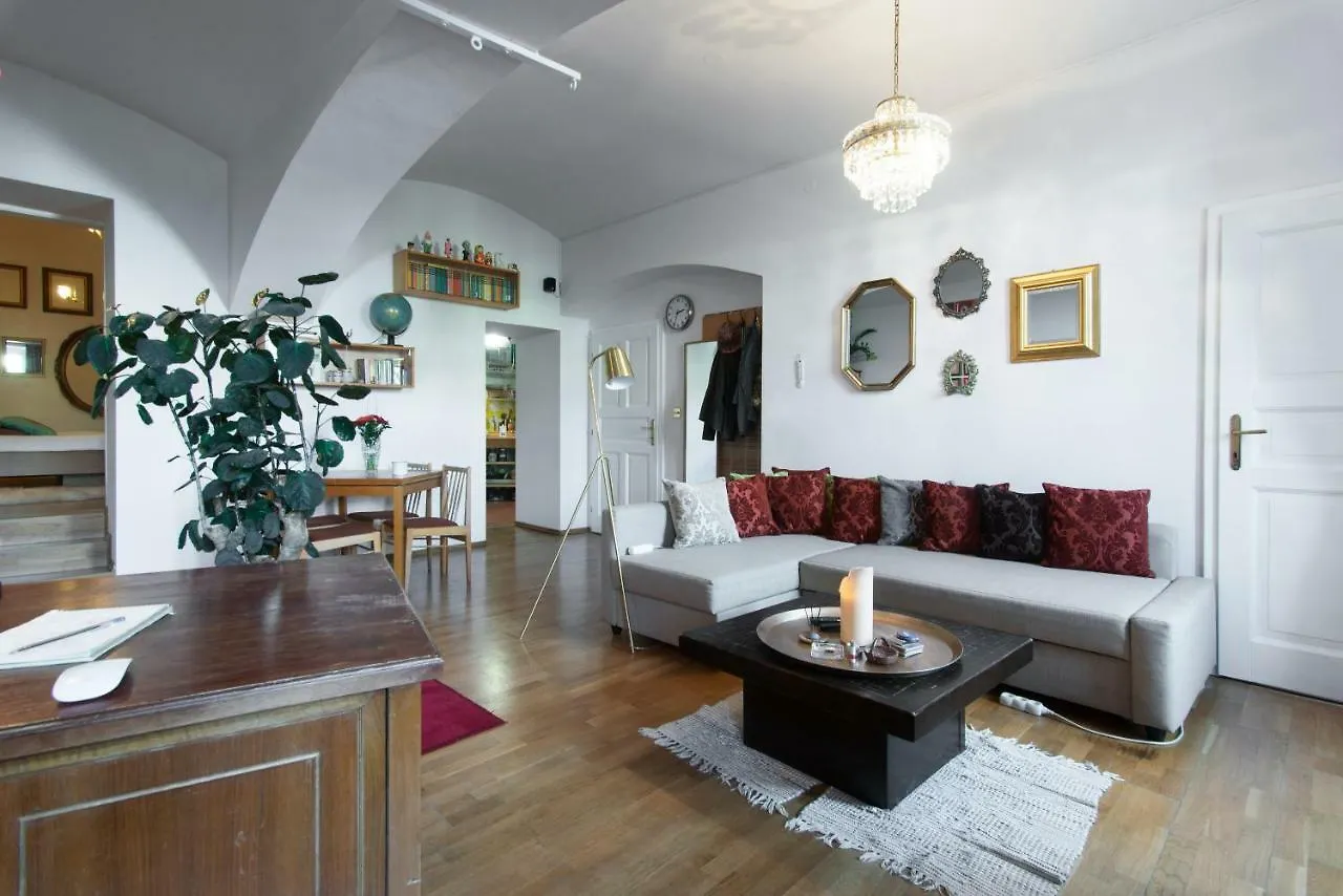 Victoria Design Stays - Apartment Rehorova Praga 0*,