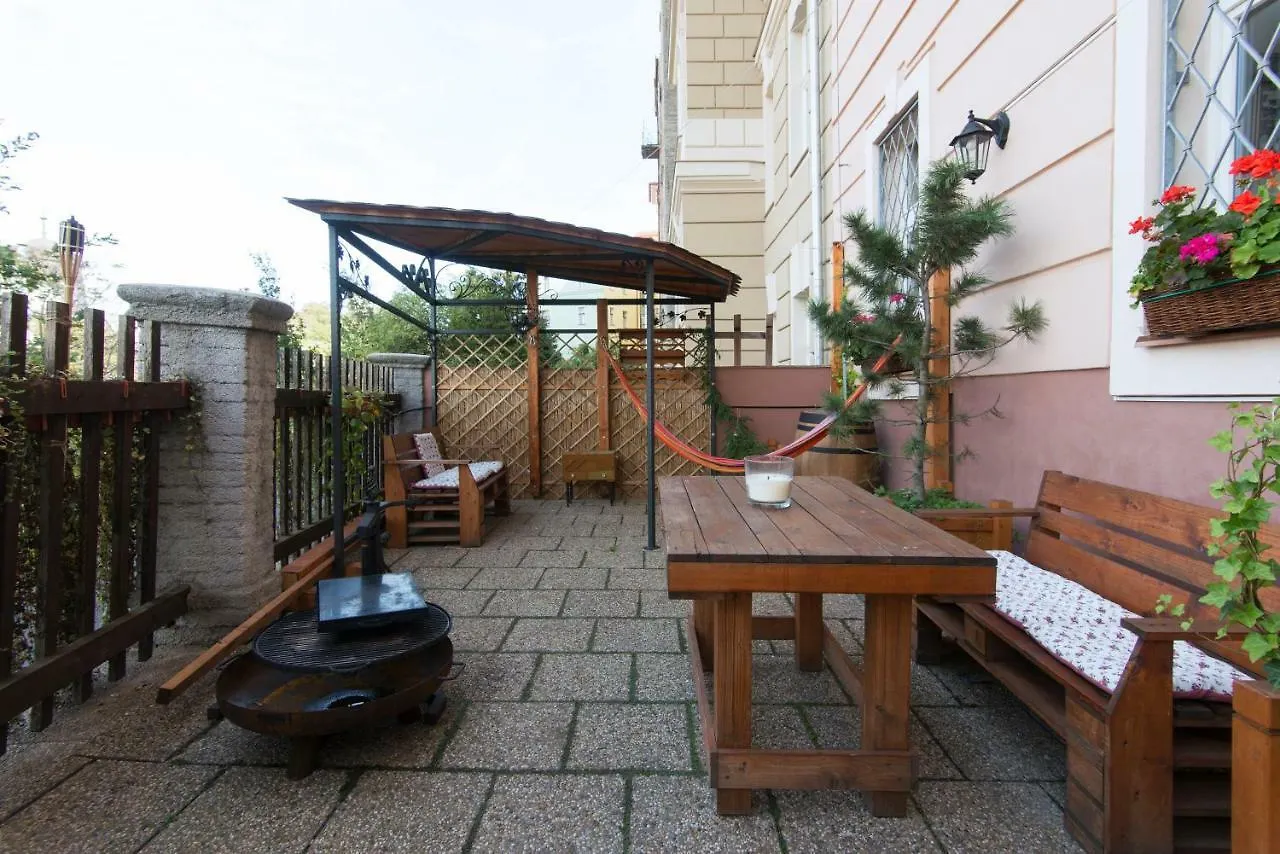 Victoria Design Stays - Apartment Rehorova Praga