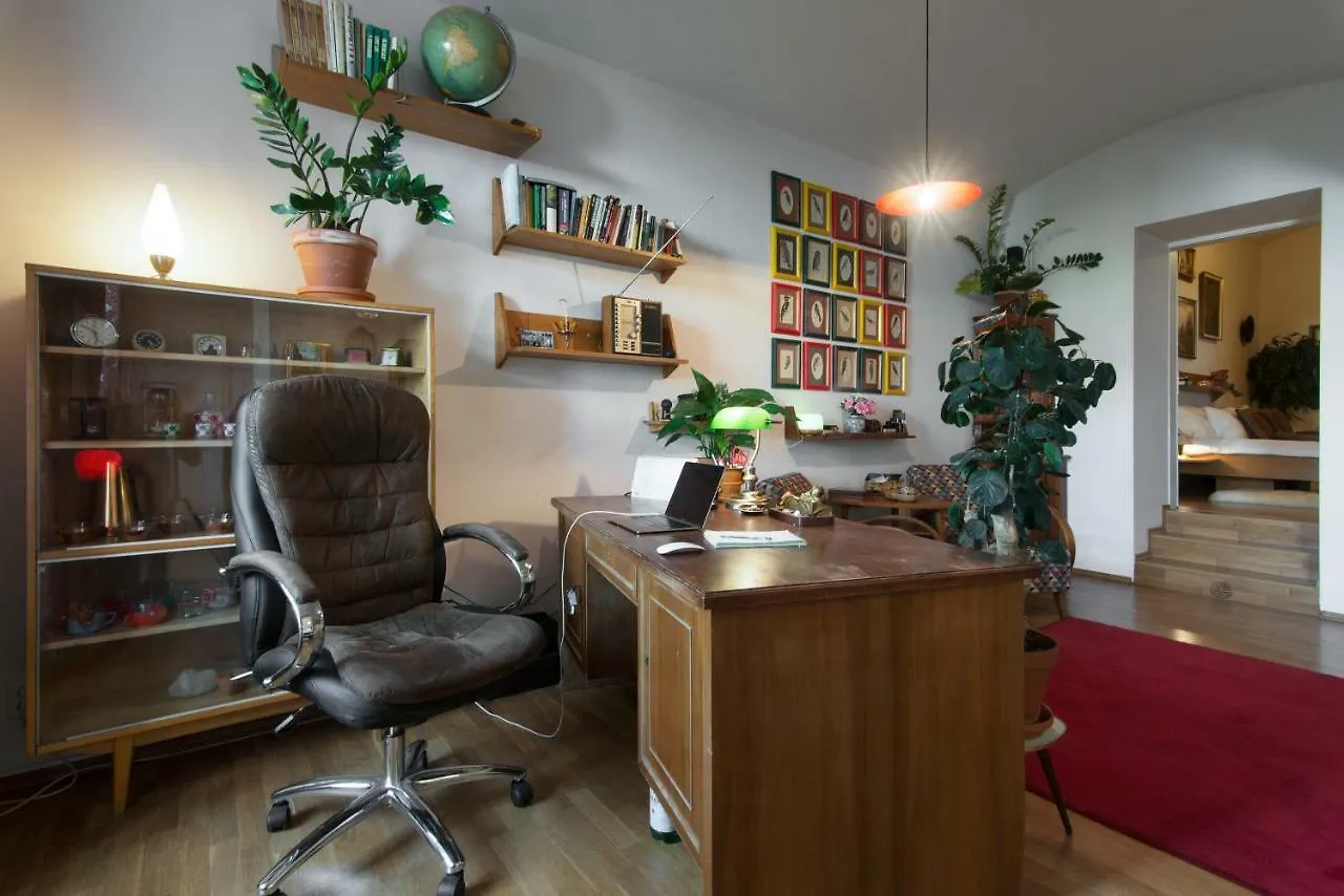 Victoria Design Stays - Apartment Rehorova Prague 0*,
